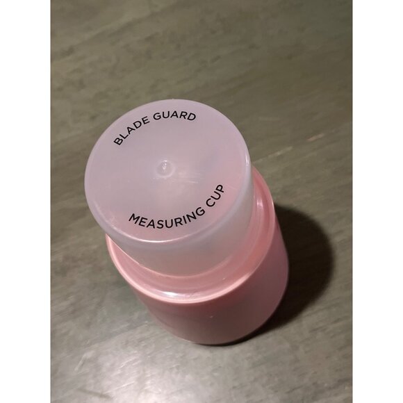 Hamilton Beach Portable Blender With Blade Guard & Measuring Cup 3 Oz Pink USB R - Picture 3 of 6